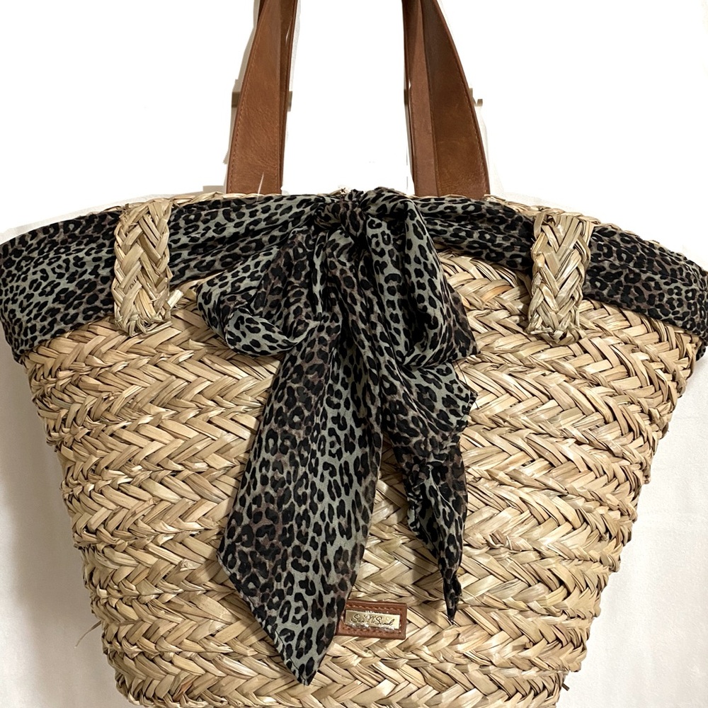 Sun N Sand HandBag with Animal Print Wrap